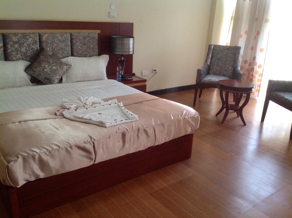 Palm Palace Hotel Baher Dar Extérieur photo