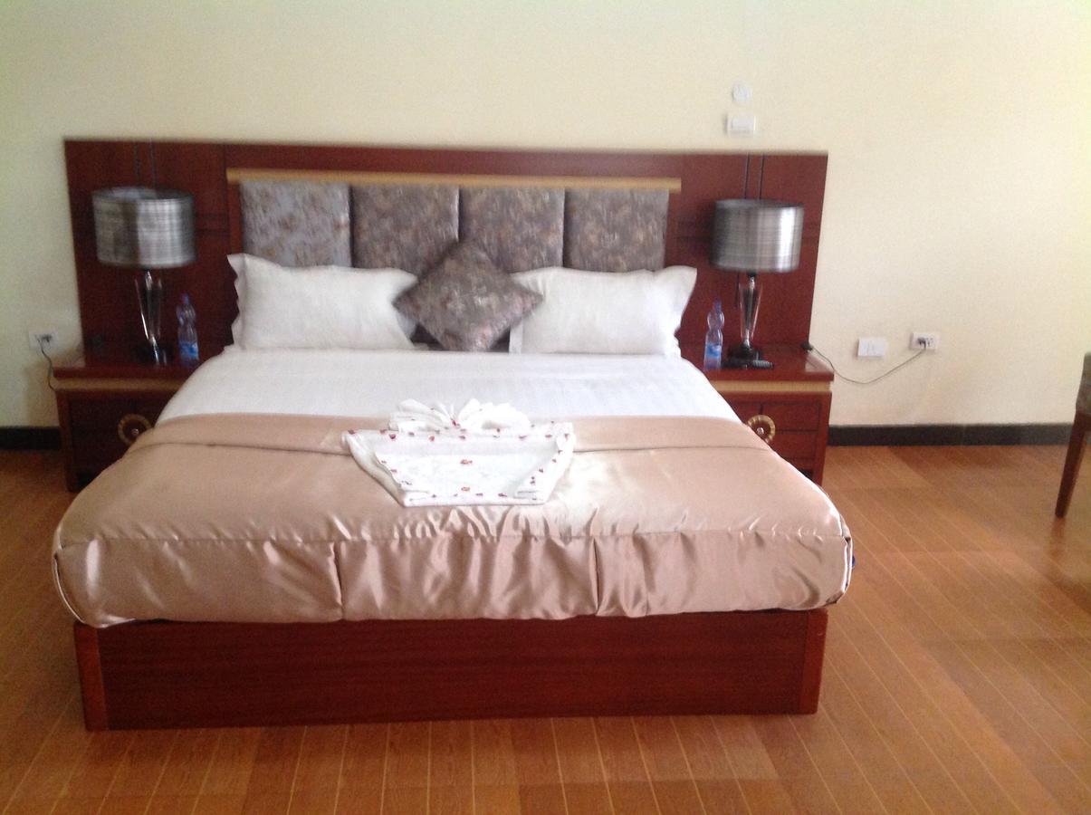 Palm Palace Hotel Baher Dar Extérieur photo
