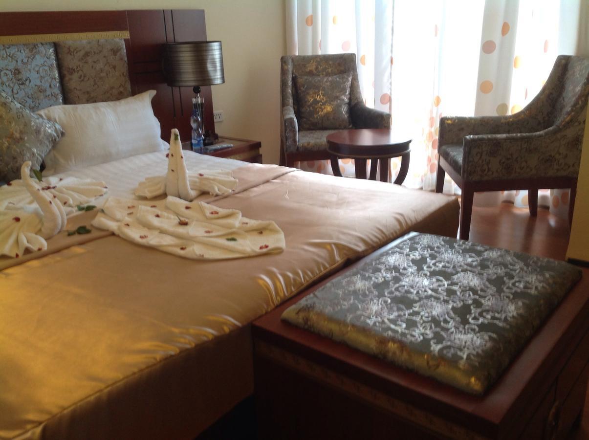 Palm Palace Hotel Baher Dar Extérieur photo