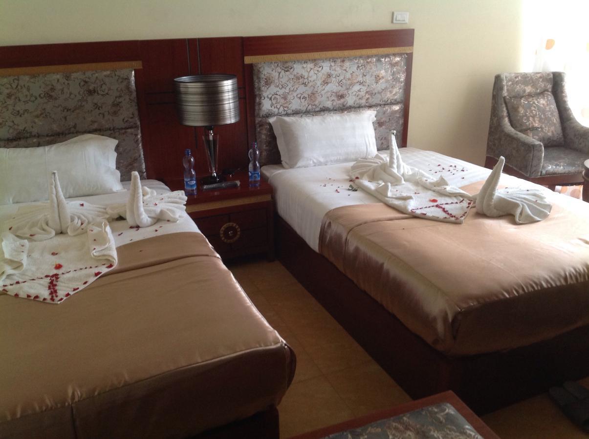Palm Palace Hotel Baher Dar Extérieur photo