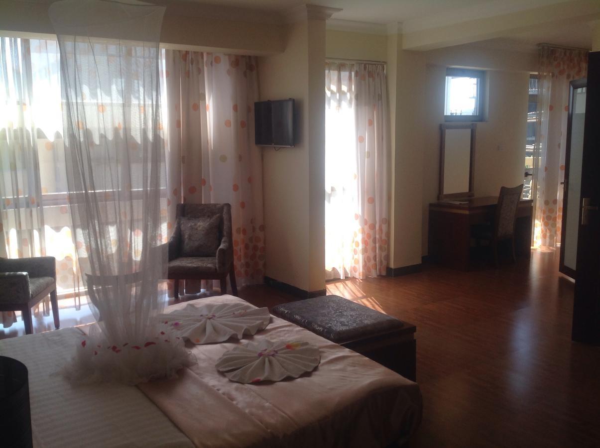 Palm Palace Hotel Baher Dar Extérieur photo